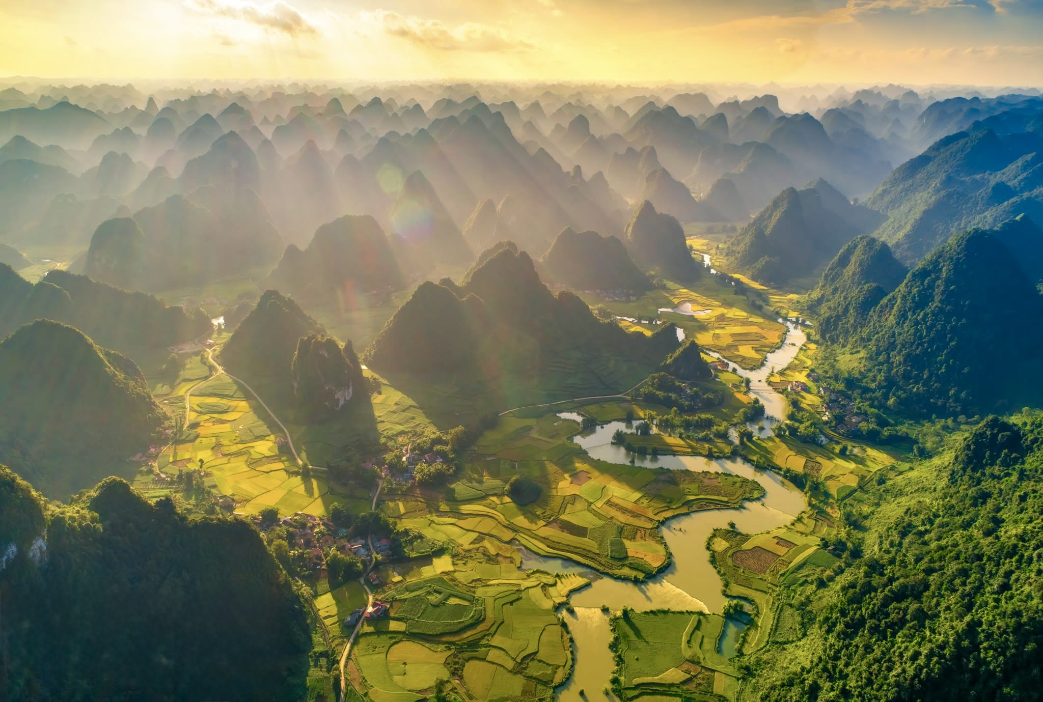 Cao Bang Loop Guide 2026: Route, Map, Itinerary & Local Tips